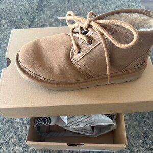 Ugg Neumel Boots | Excellent Condition | Perfect for Fall/Winter